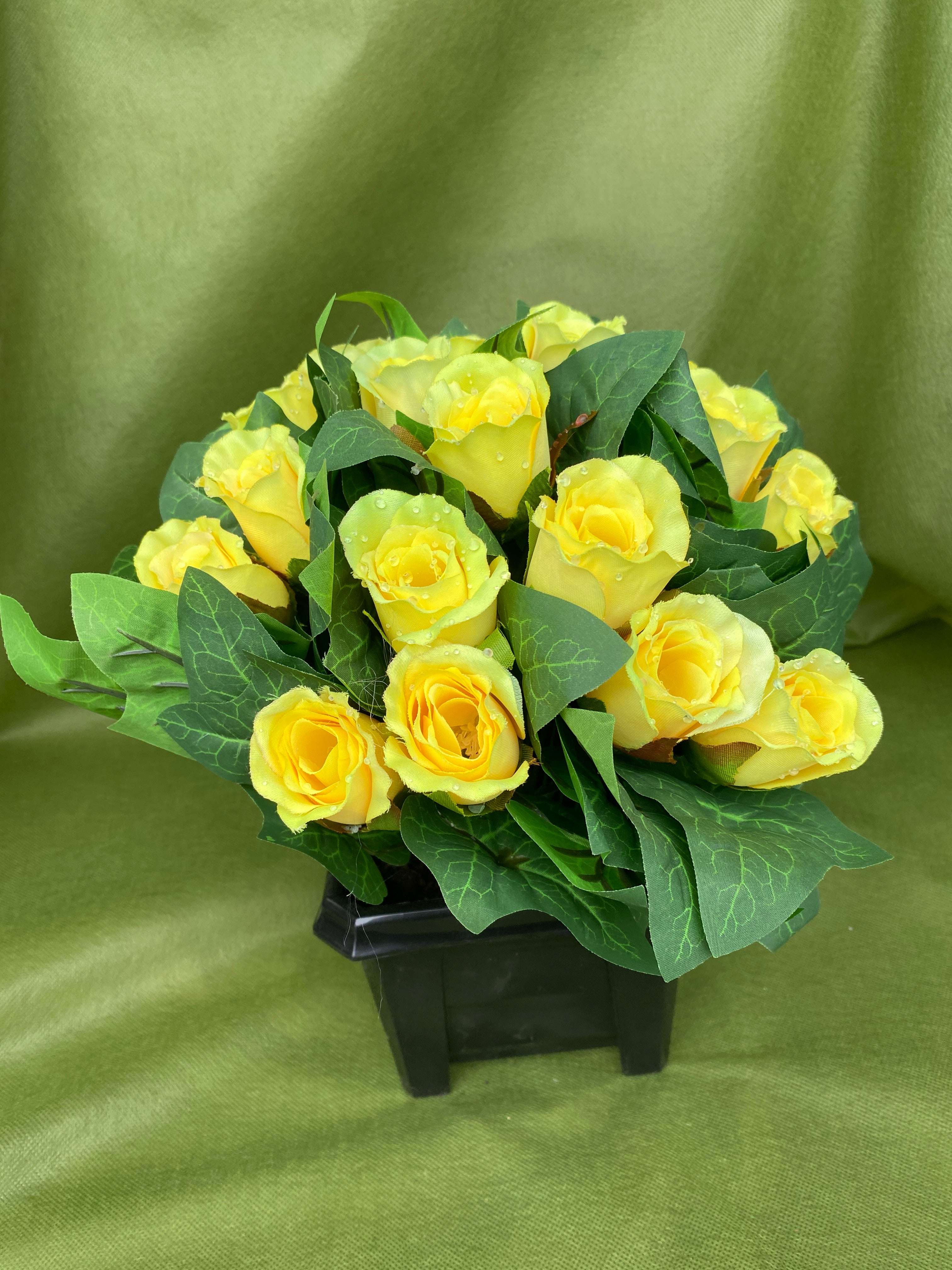 Classic Remembrance Arrangement