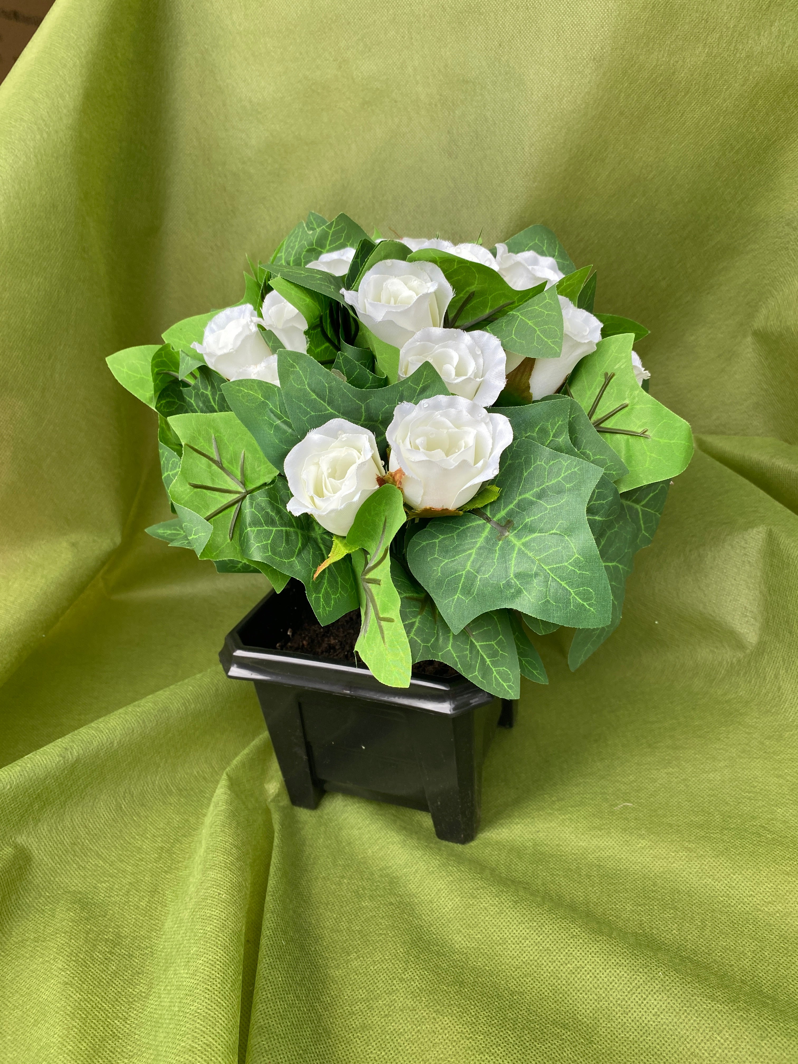 Classic Remembrance Arrangement