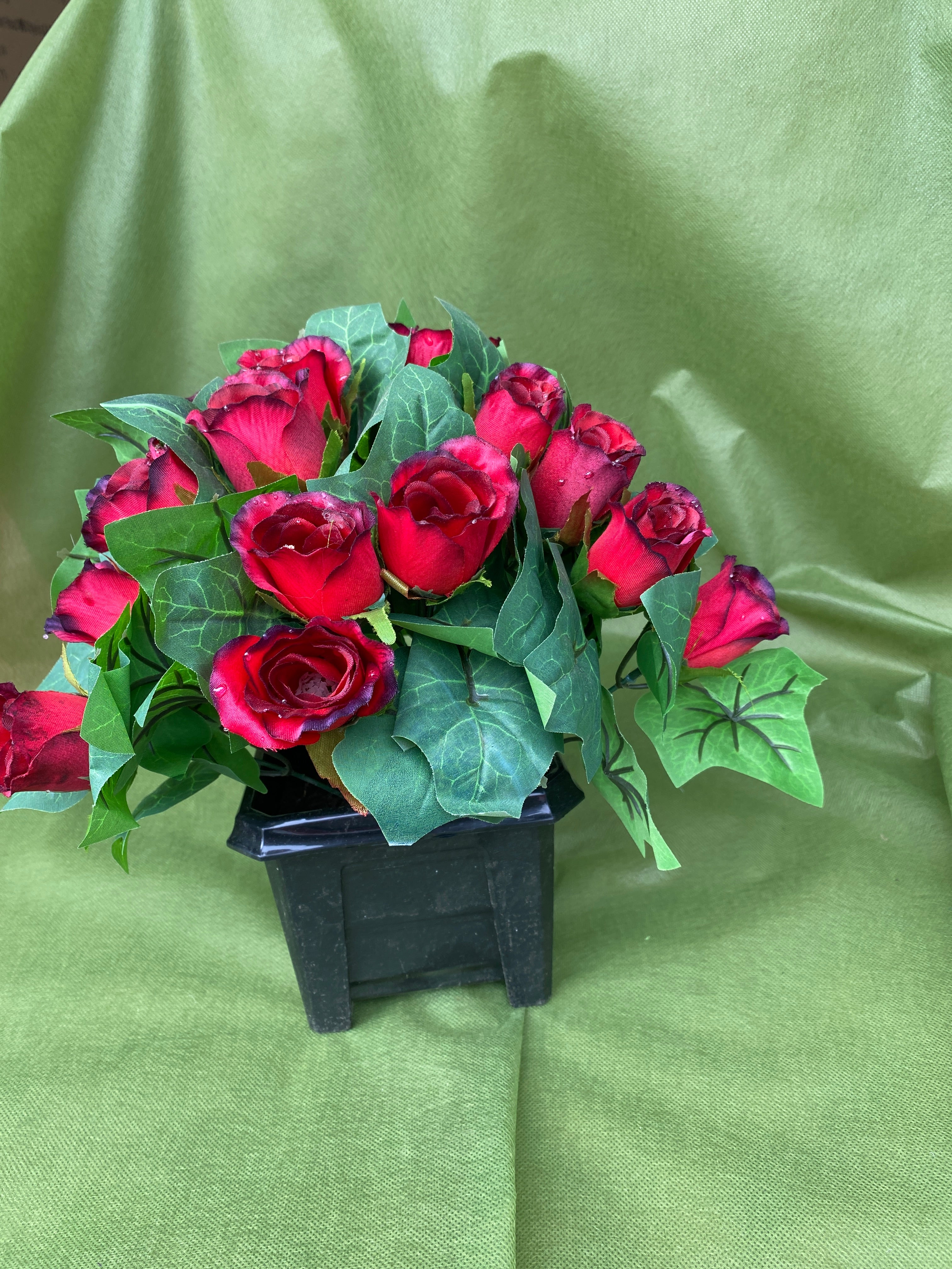 Classic Remembrance Arrangement